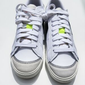 NIKE BLAZER LOW 77 JUMBO MEN DN2158 101 US 8.5 WHITE  BLACK SAIL